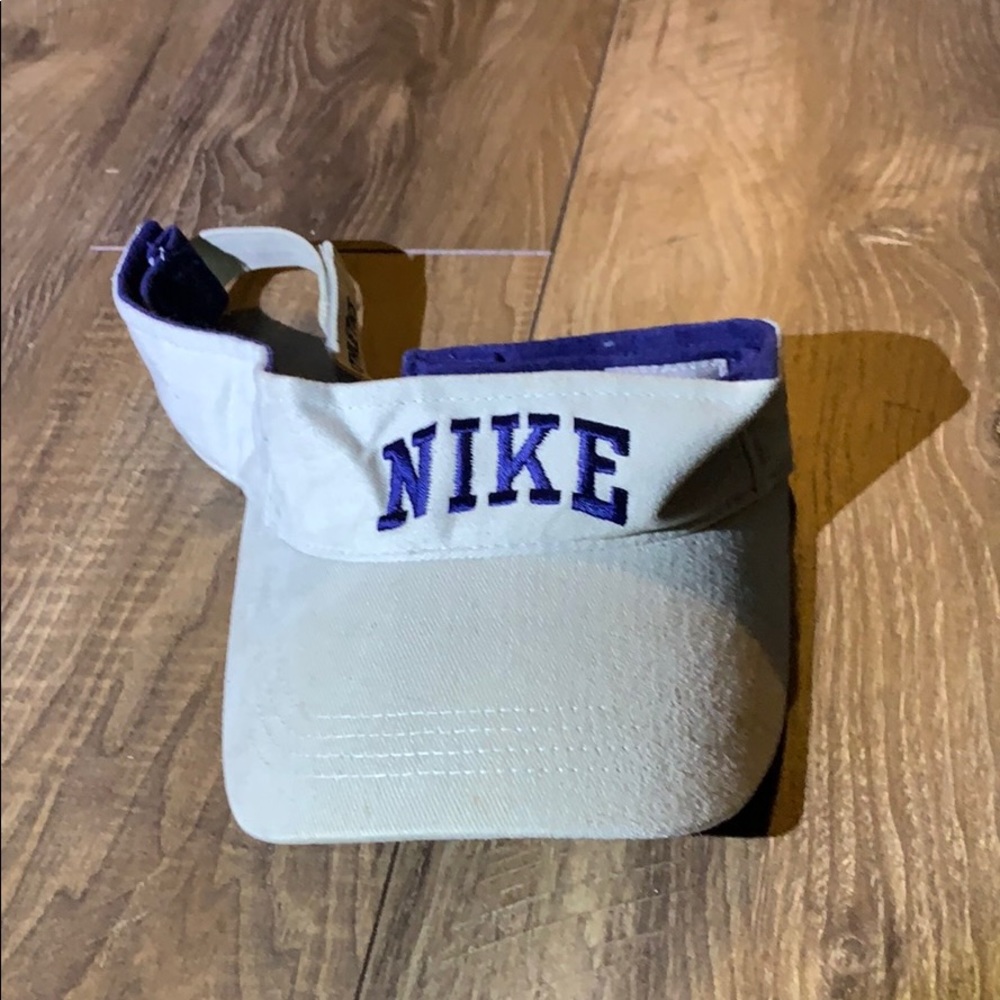 Vintage Nike visor